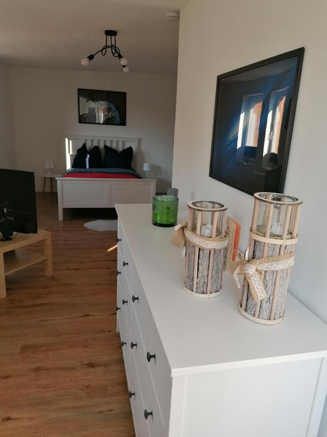 Fewo Im Lehm-Fachwerkhaus Erfurt Mit 3 Einzelnen Schlafzimmern Je Mit Tv Exterior photo